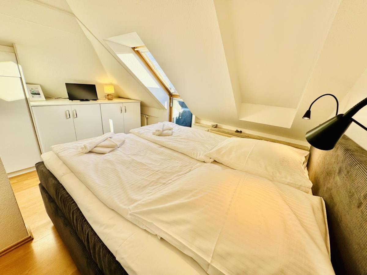 Ferienwohnung Kajuete, direkt am Kurpark Rostock Exterior foto